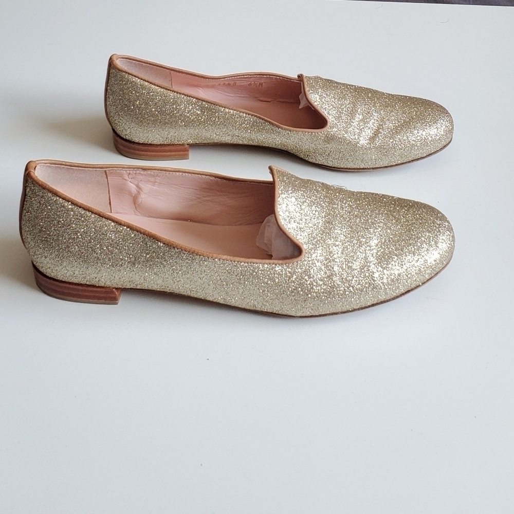 Stuart Weitzman - Picture 4 of 7